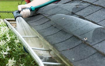 Highcliffe gutter cleaning costs
